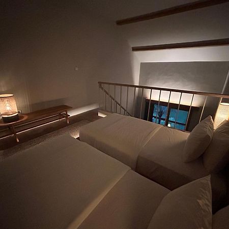 Umadewi Surf & Retreat Hotel Пулукан Екстериор снимка